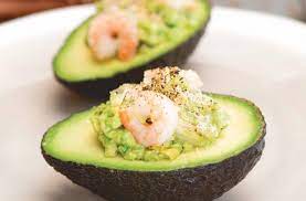 aguacates rellenos de langostinos con freidora de aire – airfryer